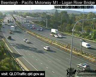 Webcam at Pacific Motorway M1 - Logan River Bridge Beenleigh